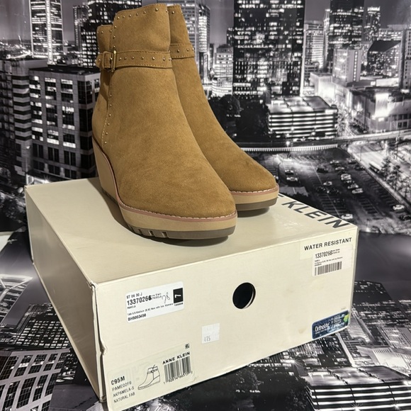 Anne Klein Wedge Boots - Picture 8 of 9